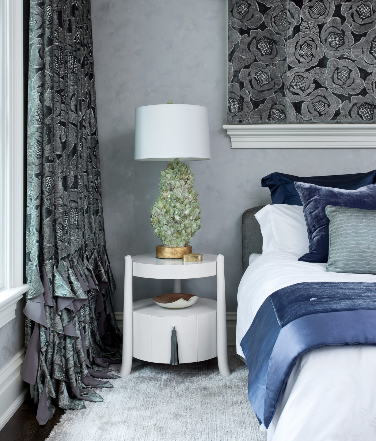 DELIGHT-nightstands-5-nicole-fuller-product-information