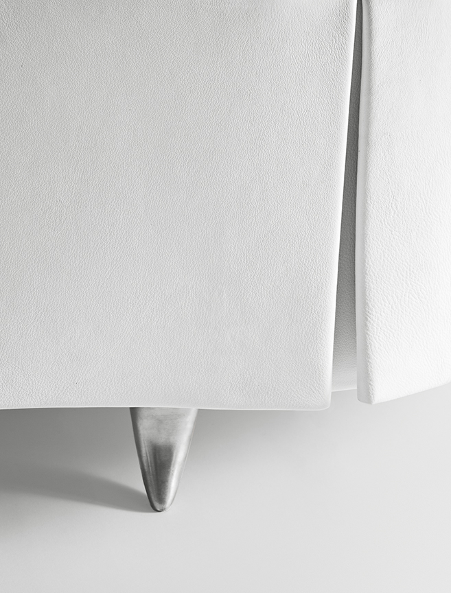 ANTOINETTE-ottoman-2-nicole-fuller-product-information