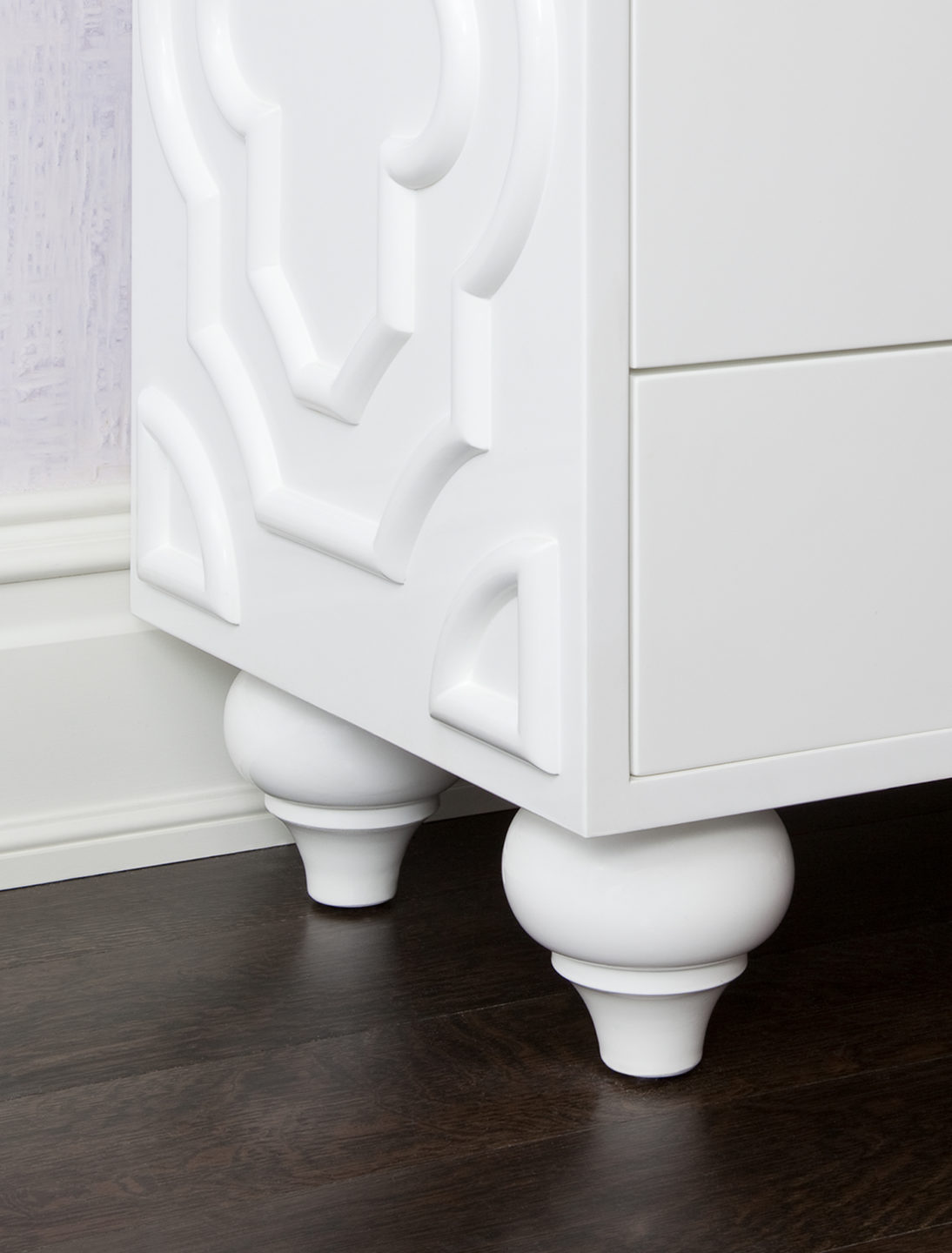 COCO-dresser-legs-nicole-fuller-product-information