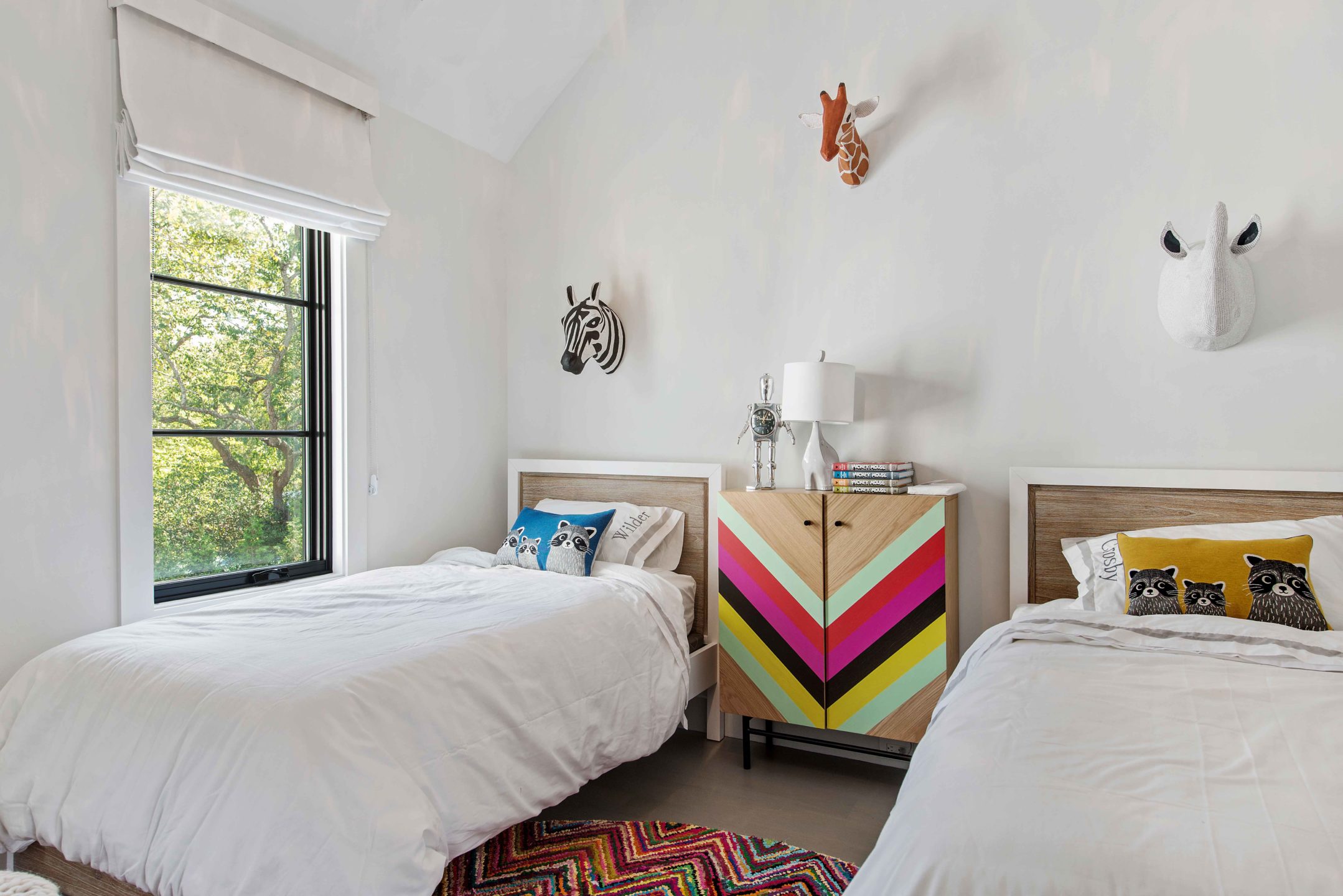 Nicole-Fuller-Interior-Designer-east-hampton-modern-bohemian-beach-house-extra-bedroom