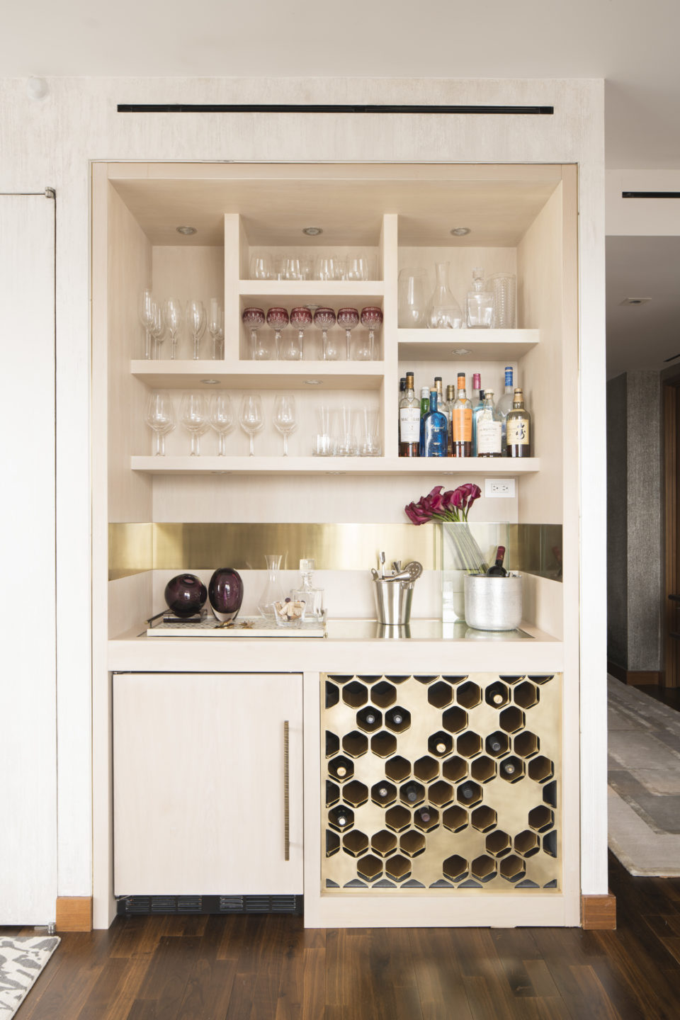 Nicole-Fuller-Interior-Designer-lower-5th-ave-pied-bar-4