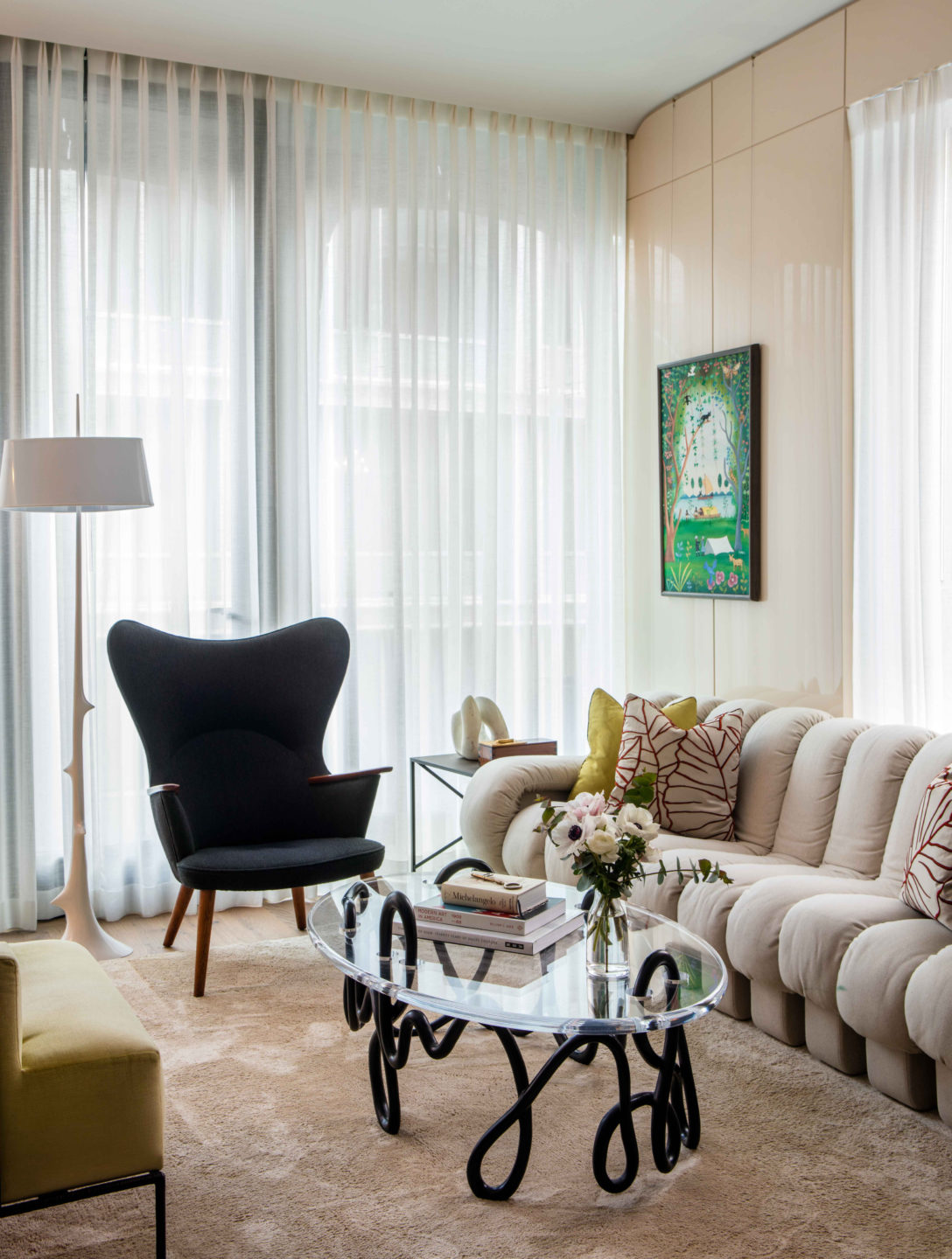 Nicole-Fuller-Interior-Designer-soho-residence-living-room-3