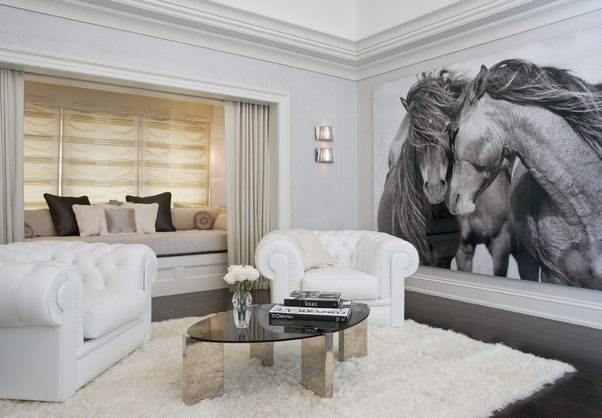 Nicole-Fuller-Interiors-Dutchess-Suffern-Estate-sitting-area-new-york-interior-designer