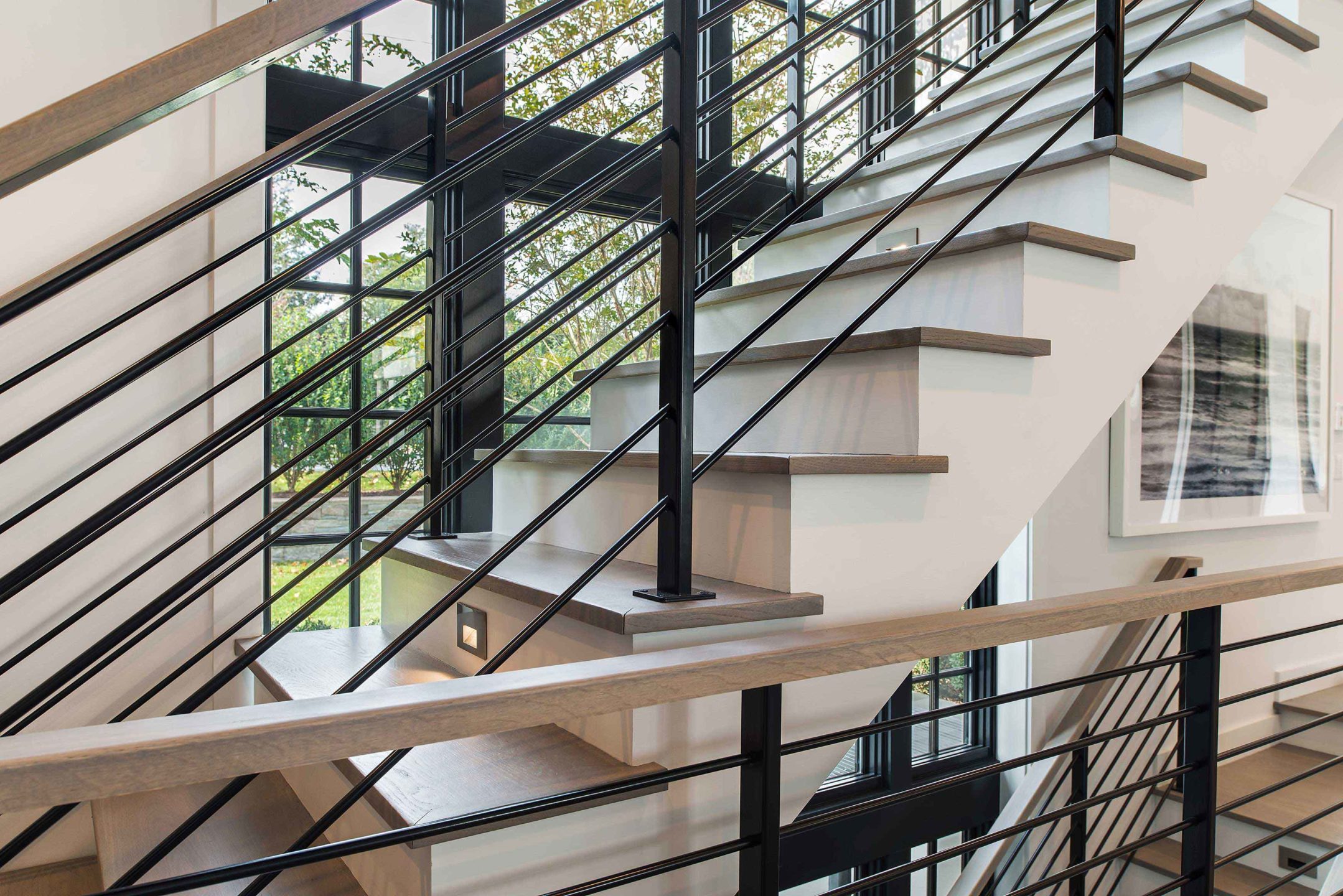 Nicole-Fuller-Interiors-East-Hampton-Beach-House-neutral-Bohemian-interior-design-modern-stairs